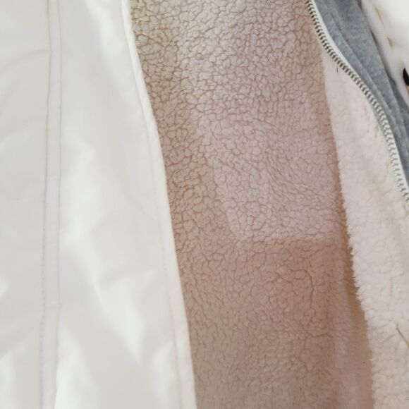 Liv & Piper vest from Vanity - Picture 9 of 10